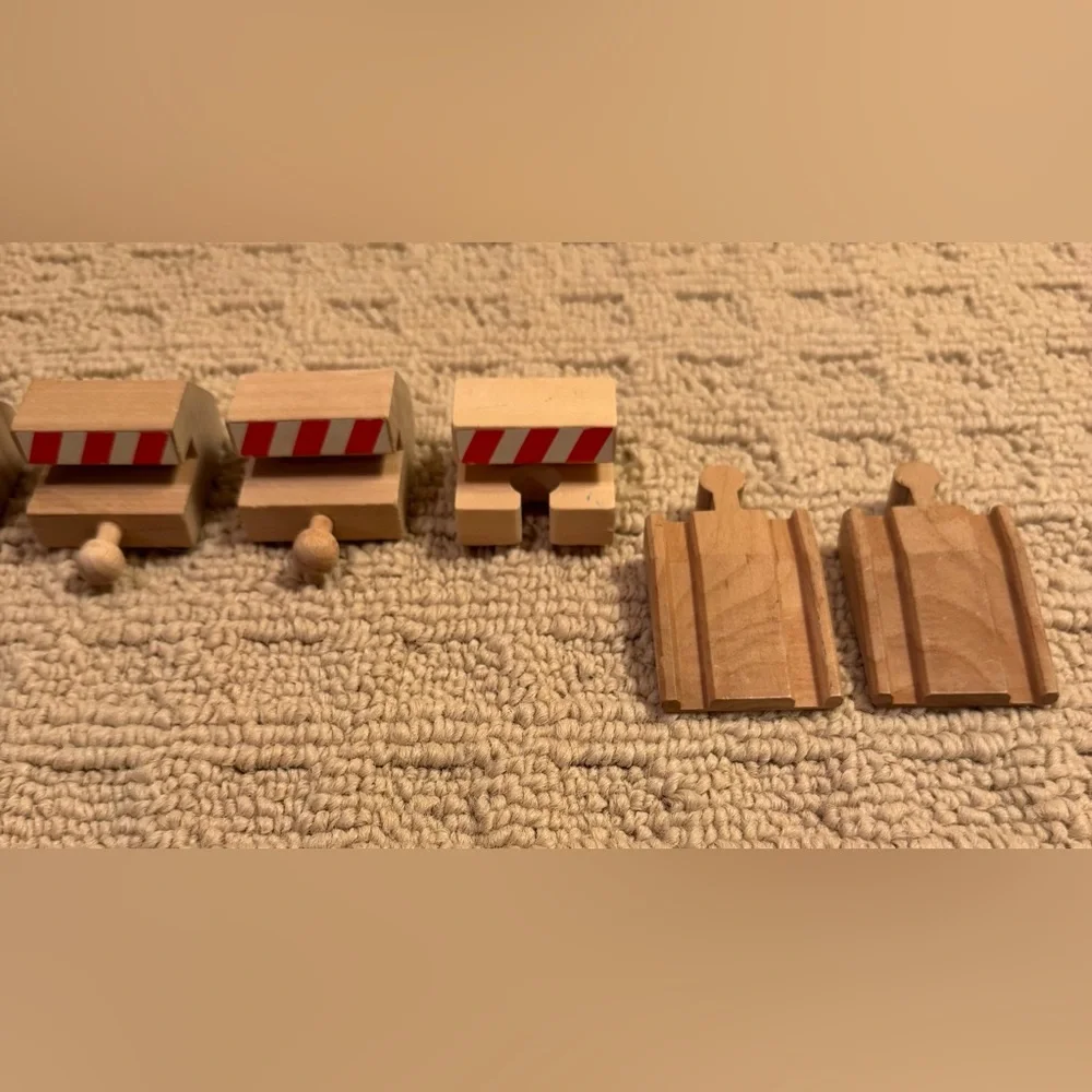Stops, ramps & straights wooden rail /train track compatible w/ Brio and Thomas